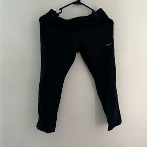 Nike dri-fit crop leggings